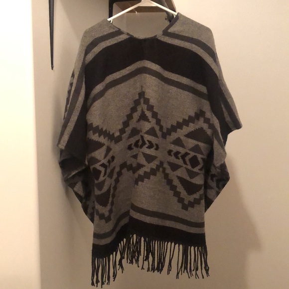 Hollister Shawl aztec - Picture 3 of 3